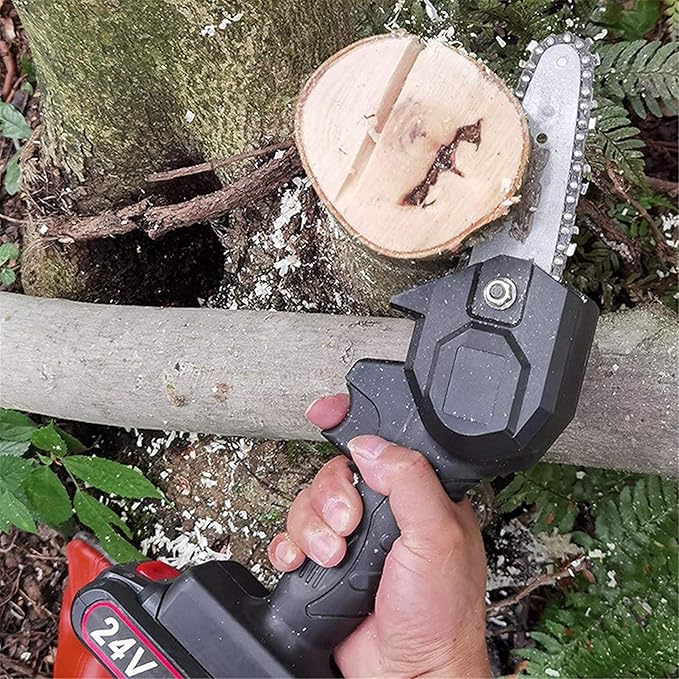 Moto Sierra Eléctrica y Compacta para Grandes Tareas